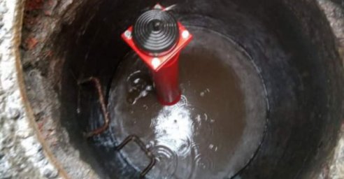 Коммунальщики устанавливают в городе современные пожарные гидранты