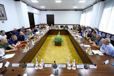 Олег Синегубов поручил главам РВА активизировать работу с переселенцами