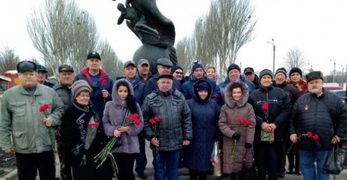 В районах города почтили память ликвидаторов аварии на ЧАЭС