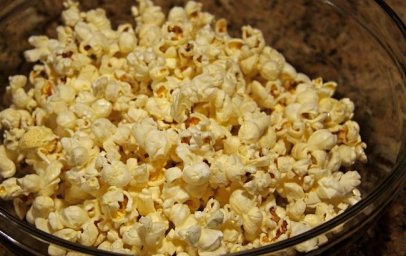  На рынок Украины могла попасть опасная кукуруза для попкорна 