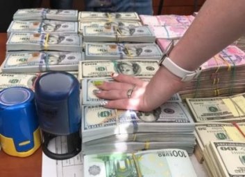 ФОТО: Харьковские строительные конторы &laquo;мыли&raquo; деньги для Киева килограммами (ГФС в Харьковской облас