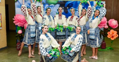 В Основянском районе женщин поздравили с 8 Марта