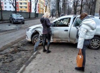 ДТП с перевертышем: сальто от китайского авто (ФОТО)