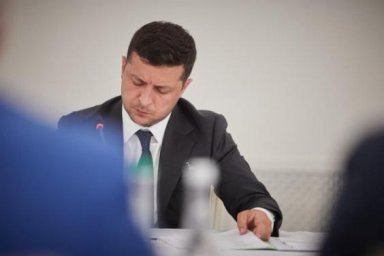 Владимир Зеленский наградил харьковчан по случаю Дня Конституции Украины