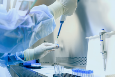 Как работают вакцины от COVID-19 &ndash; объясняют инфекционист и эксперт по фармаконадзору