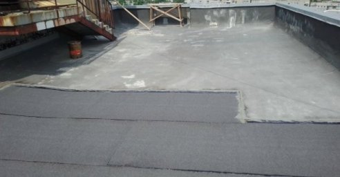  Бригады &laquo;Харьковжилстроя&raquo; восстанавливают дома после обстрелов 