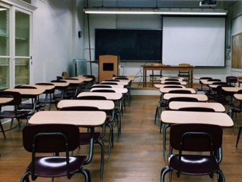 Учащимся ПТУ разрешили выходить на &laquo;практику&raquo;