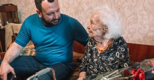 Харьковчанка Нина Ломакина отметила 100-летний юбилей