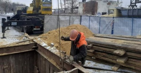  На улице Беркоса восстановили канализационный колодец 