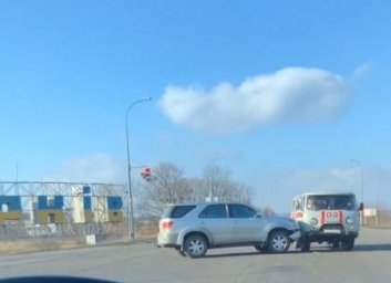 На Окружной скорая попала в ДТП (ФОТО)