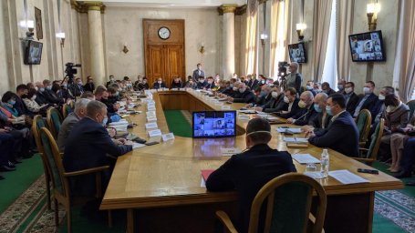 Все лица, которые будут пересекать границу после 7 апреля, должны отправляться на обсервацию