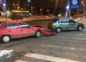 ВАЗ и Daewoo не поделили перекресток на Новых Домах