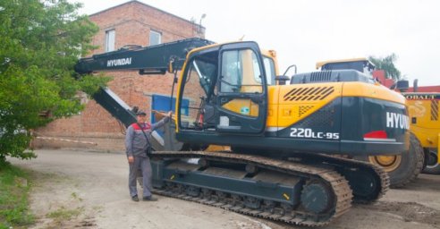 &laquo;Харьковводоканал&raquo; пополняет автопарк современной техникой