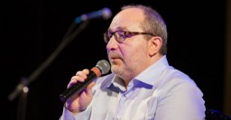 Геннадий Кернес поздравил харьковчан с Днем семьи