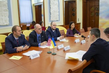 Председатель ХОГА встретился с руководителем программы USAID &laquo;DOBRE&raquo;