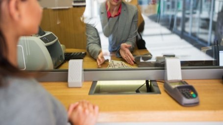  Как банки и система электронных платежей будут работать на Пасху: разъяснение НБУ 