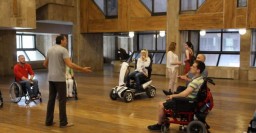 В Харькове стартовали курсы для участников инклюзивного модельного агентства