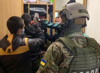 Таможня дала добро на контрабанду: инспекторов ждет суд (ФОТО)