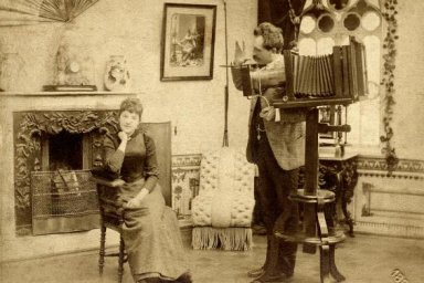 Владимир Оглоблин открывает цикл лекций по истории фотографии &laquo;Написано светом&raquo;