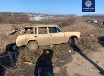 ДТП: сшиблись советская автоклассика и самурай (ФОТО)