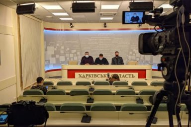 На государственных и местных дорогах области работают 320 единиц спецтехники