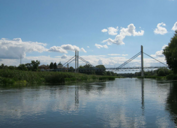 Трагедия в Чугуеве: пенсионерка сорвалась с моста
