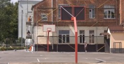 В Новобаварском районе откроют новый стадион