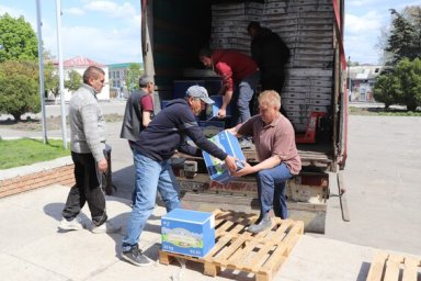 Более 22 тысяч продуктовых наборов отправили жителям области