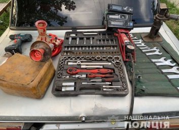 Автоворов, специализирующихся на ВАЗах, задержали в Богодухове (ФОТО)