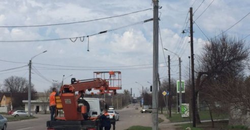 &laquo;Горсвет&raquo; ремонтирует сети и помогает обкладывать памятники