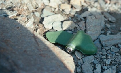  Уронил &laquo;Лепесток&raquo; на остановке. Известны подробности подрыва подростков на мине в Изюме 