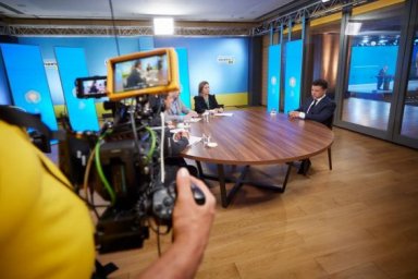 Приватизация - это об уплате налогов ежемесячно, ежегодно. Президент