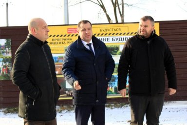 Александр Скакун ознакомился с ходом работ на двух объектах &laquo;Большого строительства&raquo; в Песочине