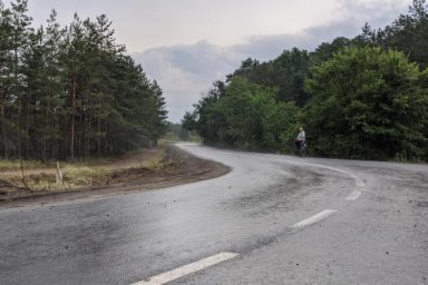 В Боровском районе восстановили мост через Оскольское водохранилище, в Изюмском завершают дорогу на 