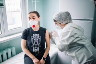 На Харьковщине к вакцинальной кампании присоединились патрульные полицейские