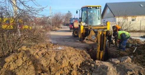  В Немышлянском районе устраняют аварию на водоводе 