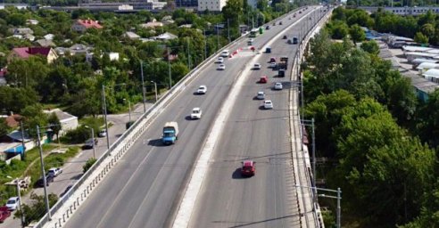 Реконструкцию Коммунального путепровода планируют завершить до конца лета