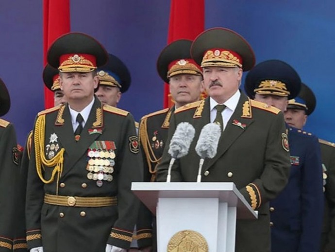 Несмотря на коронавирус, Беларусь проведет парад 9 мая