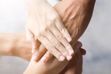 Министерство социальной политики объявляет конкурс на лучший социальный проект