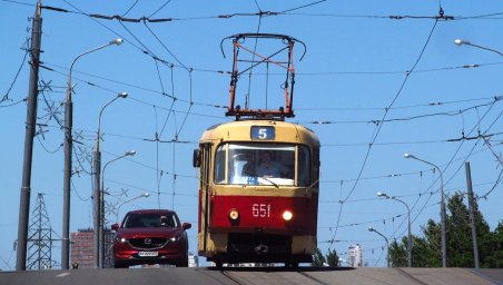 Трамваї №5 та №8 у Харкові 15 травня змінять маршрути через перебої з електропостачанням