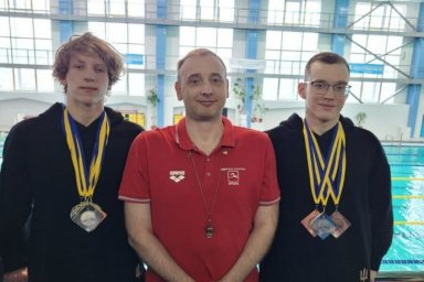 Харківські плавці вибороли нагороди чемпіонатів України