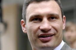 Кличко выписал премии своим "бедным" заместителям