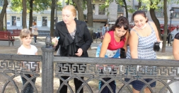 Театральный сквер приобретет праздничный вид