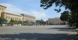 На площади Свободы временно запрещается движение транспорта