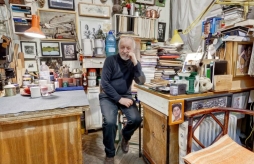 Сегодня покажут фильм об известном харьковском художнике