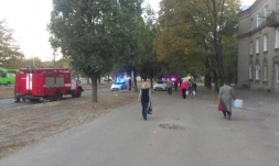 Харьковчанин выбросил свою девушку из окна