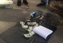 Офицера Харьковского военкомата задержали при получении взятки