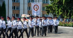 В университете гражданской защиты прошел выпуск молодых специалистов