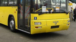 В Харькове автобус раздавил водителя, который ремонтировал транспортное средство