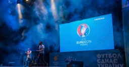 Харьковчанам напоминают о правилах поведения в фан-зоне